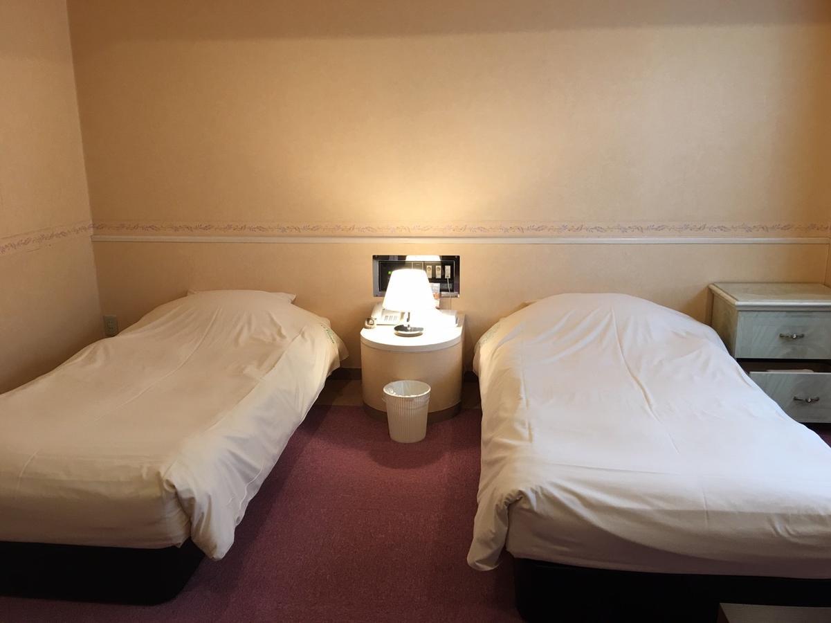Business Hotel La Firenze โตเกียว ภายนอก รูปภาพ